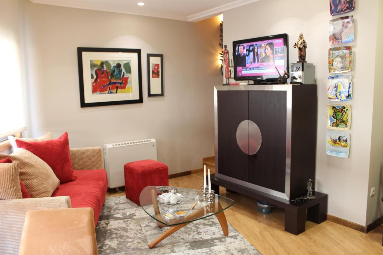 Apartamento Spellos Rosal Luaran gambar