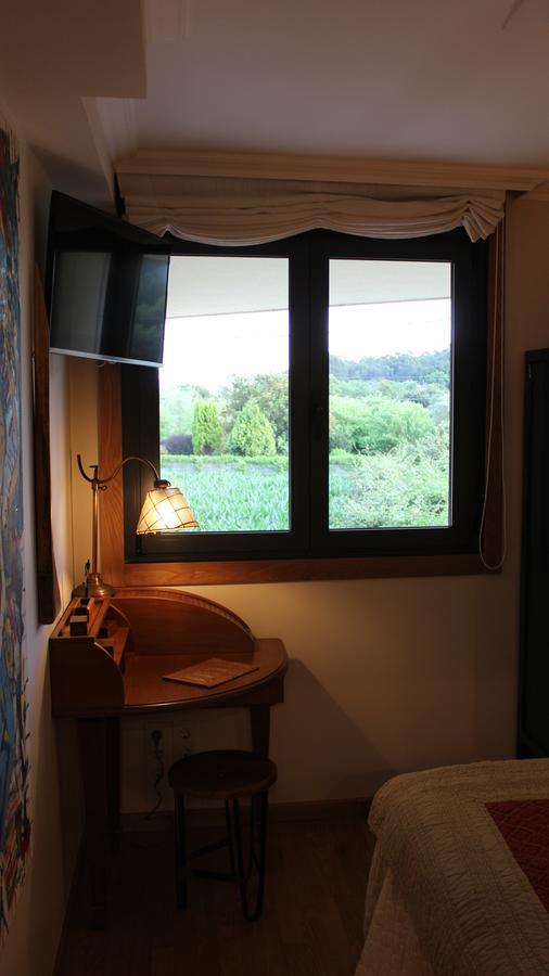 Apartamento Spellos Rosal Luaran gambar